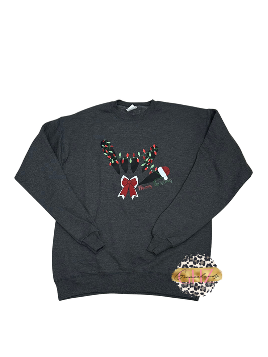 #126 ILY hand Christmas sweatshirt (M)