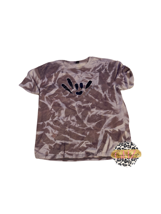 #252 Bleached ily asl tshirt (xl)