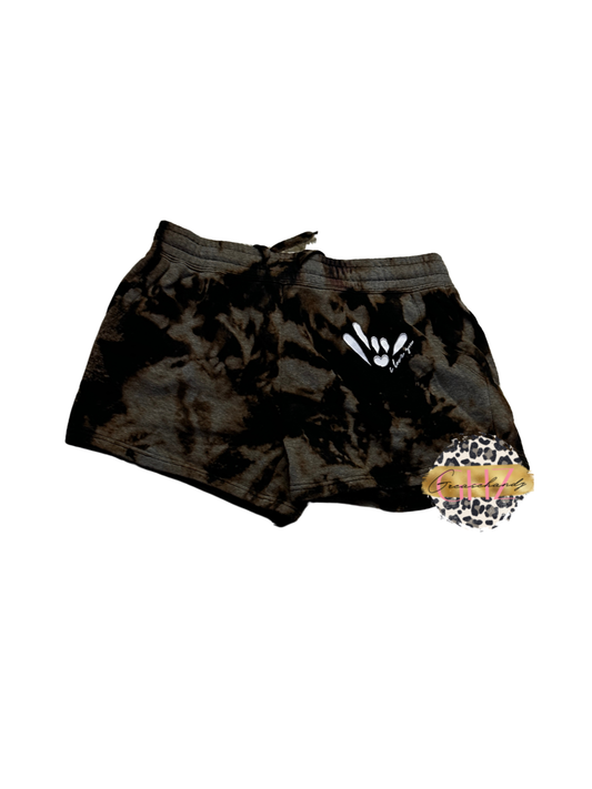 #34 shorts ily asl shorts (L)