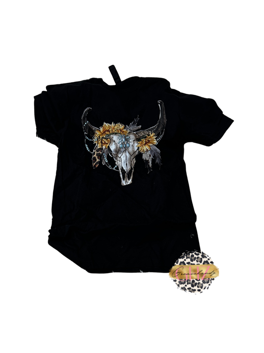 #53 boho skull tshirt S