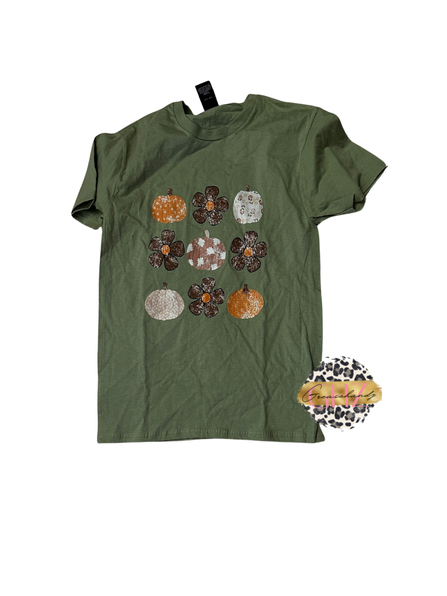 #94 pumpkin and flowers tshirt S